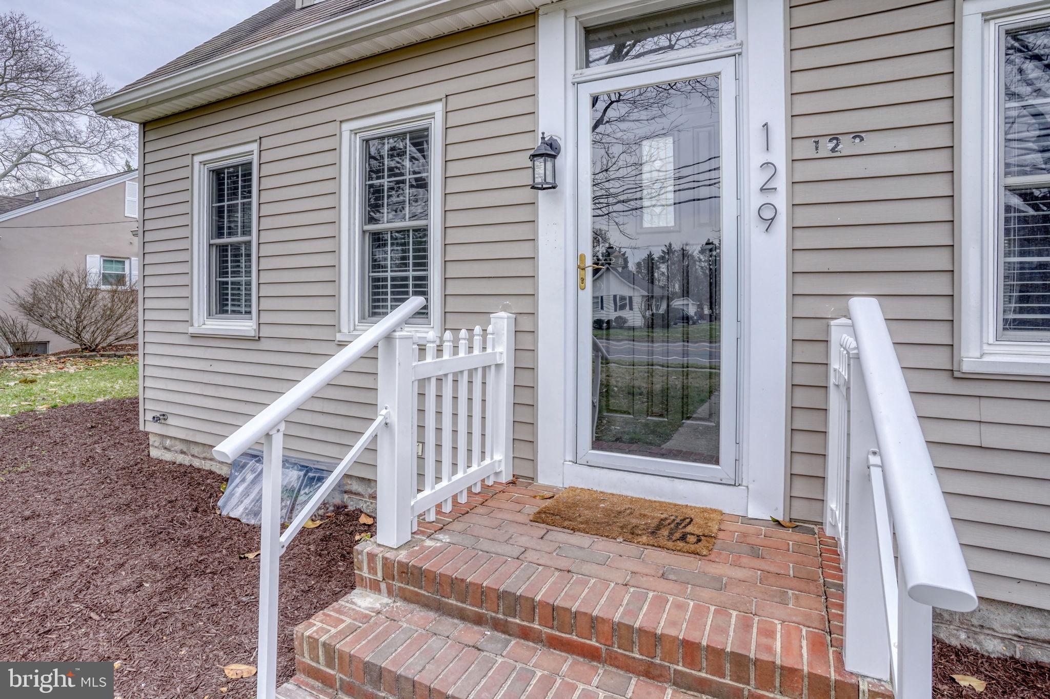 129 LAUREL ROAD