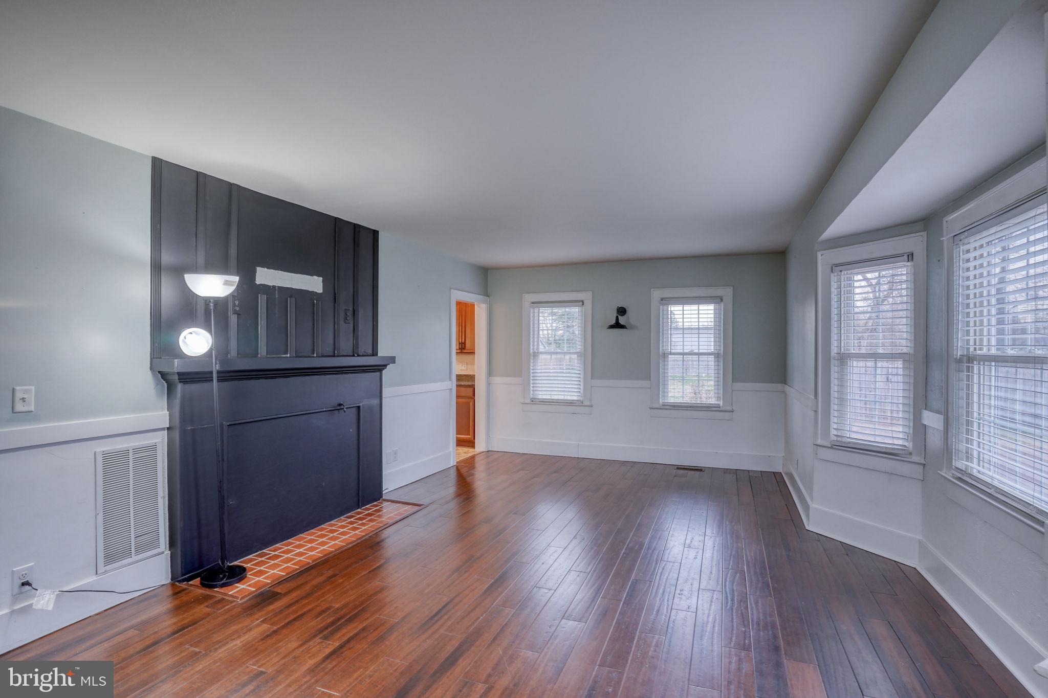 129 LAUREL ROAD