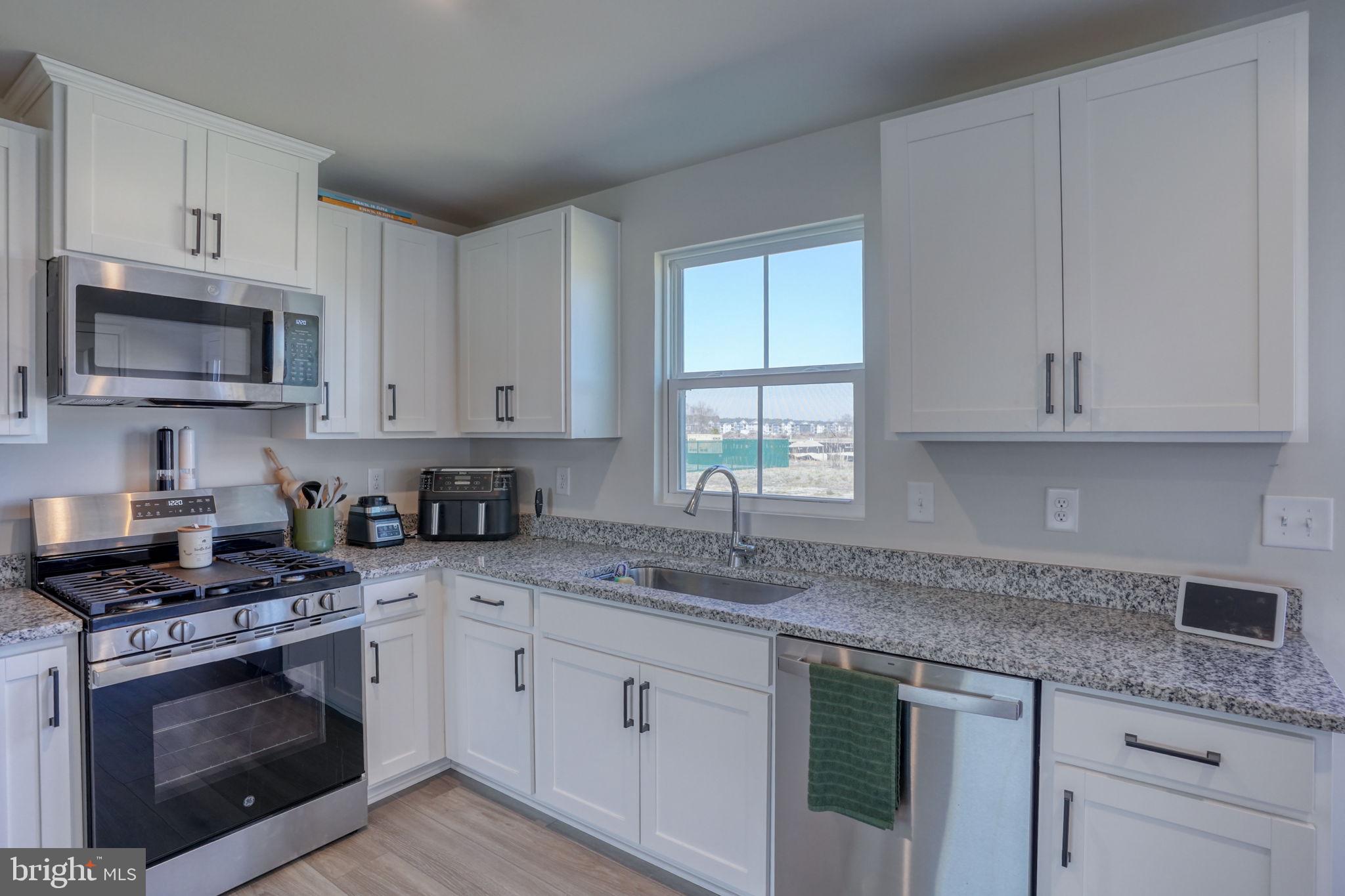 16267 JOHN ADAMS LANE