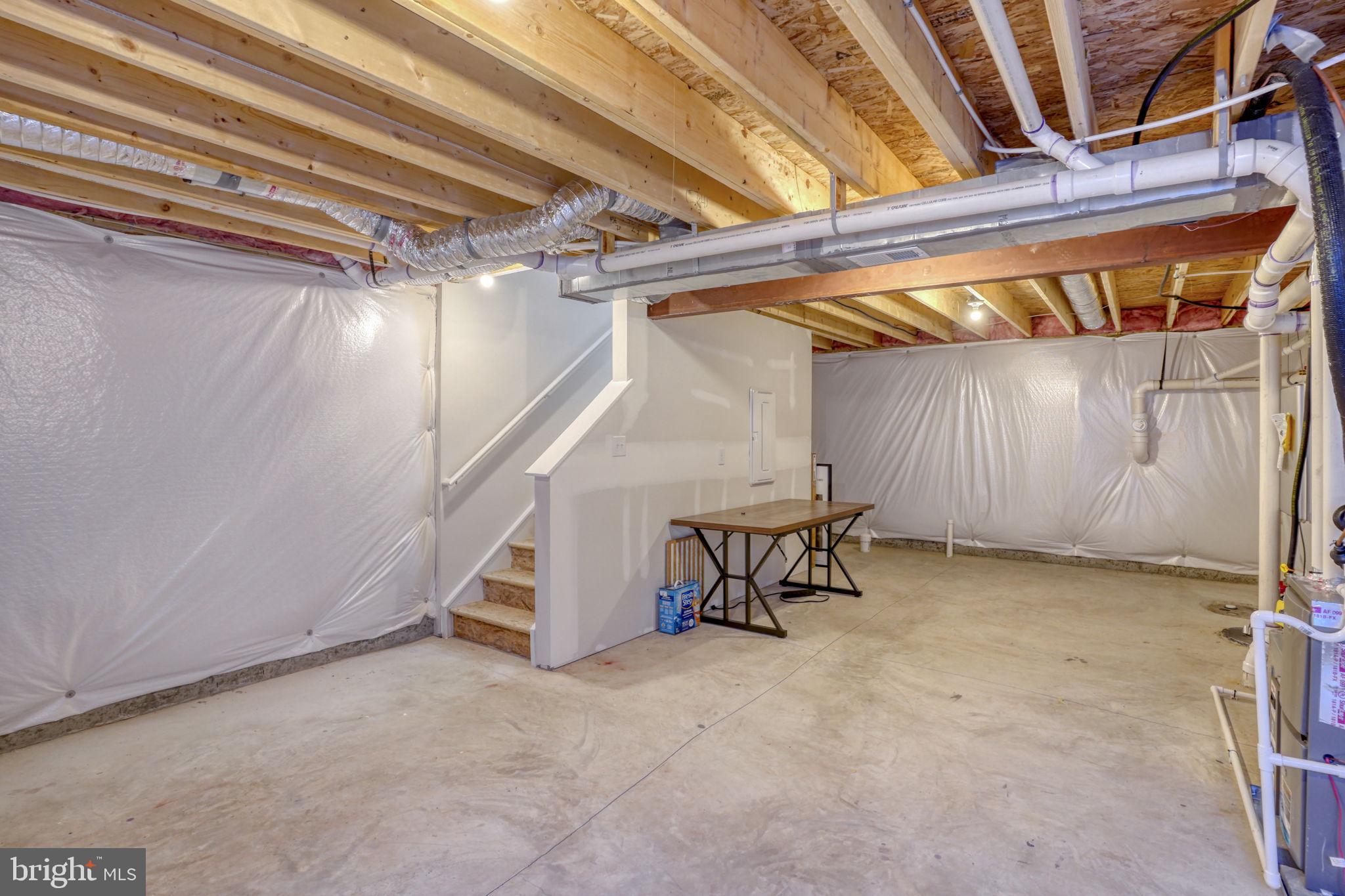 16267 JOHN ADAMS LANE