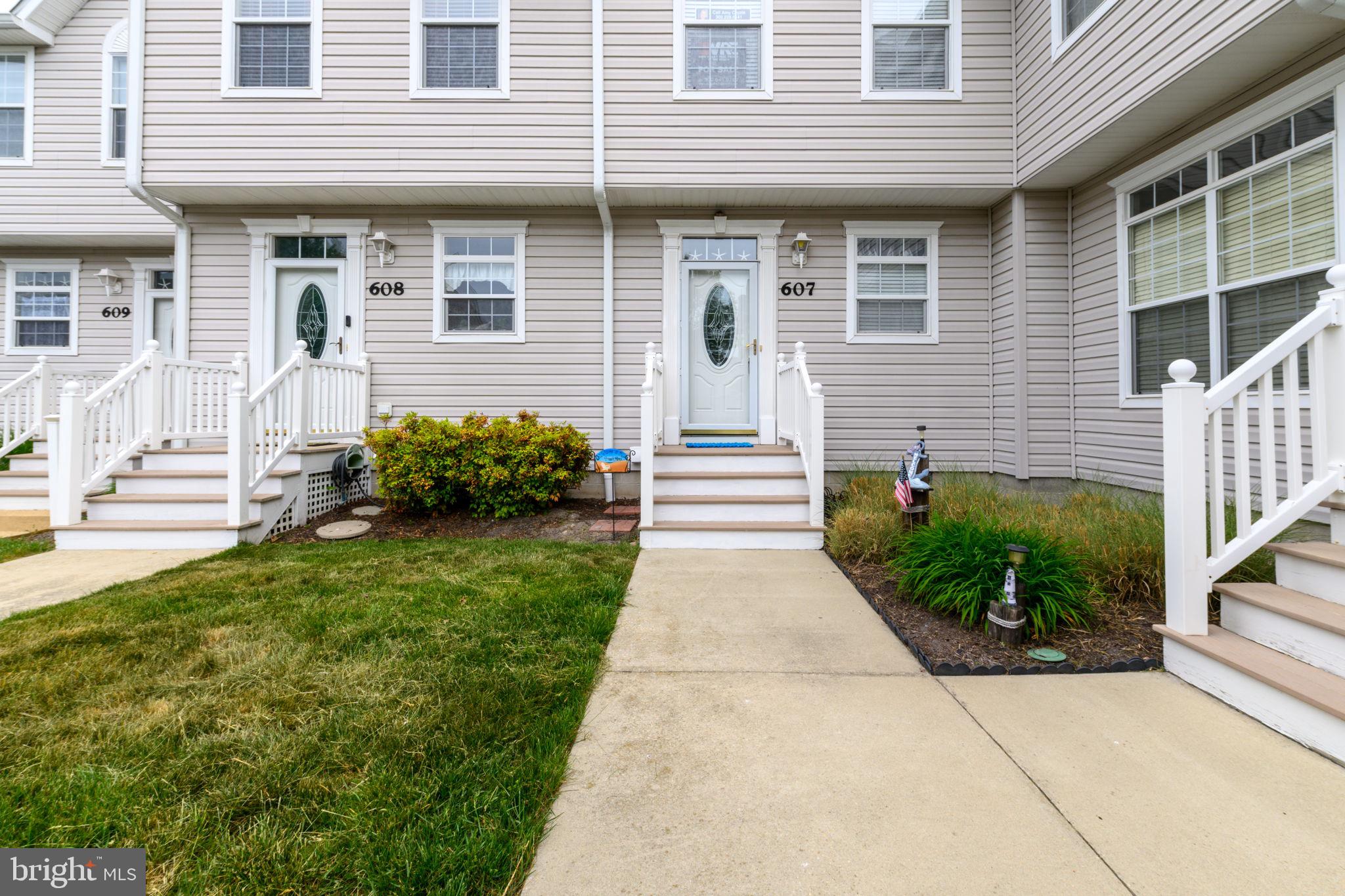 38415 DRIFTWOOD 607