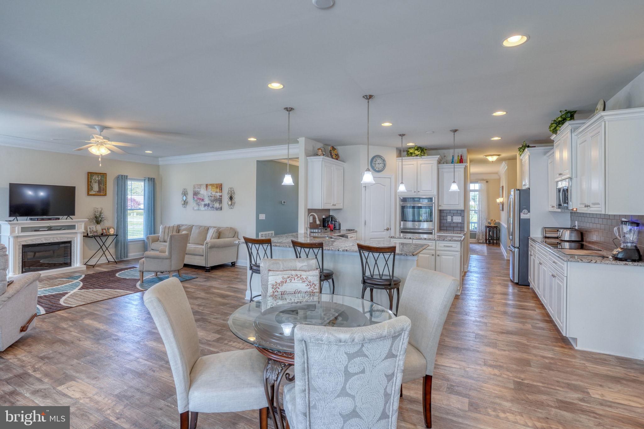 24840 MISTLETOE DRIVE