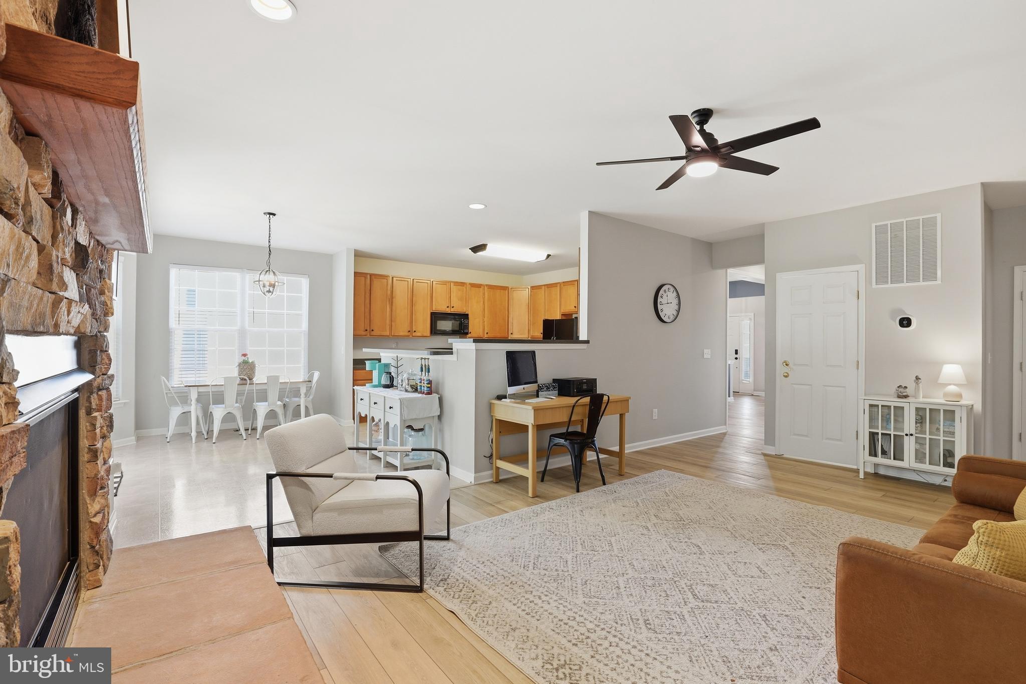 15 W THRUSH DRIVE