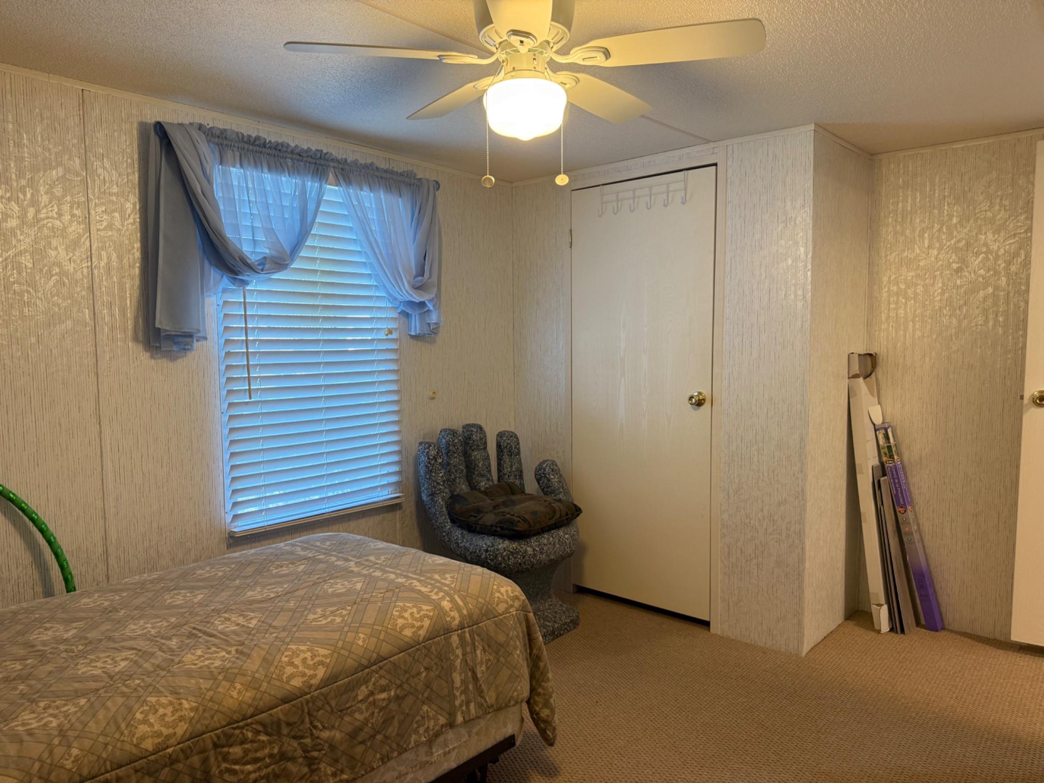 18017 HOWARD DRIVE