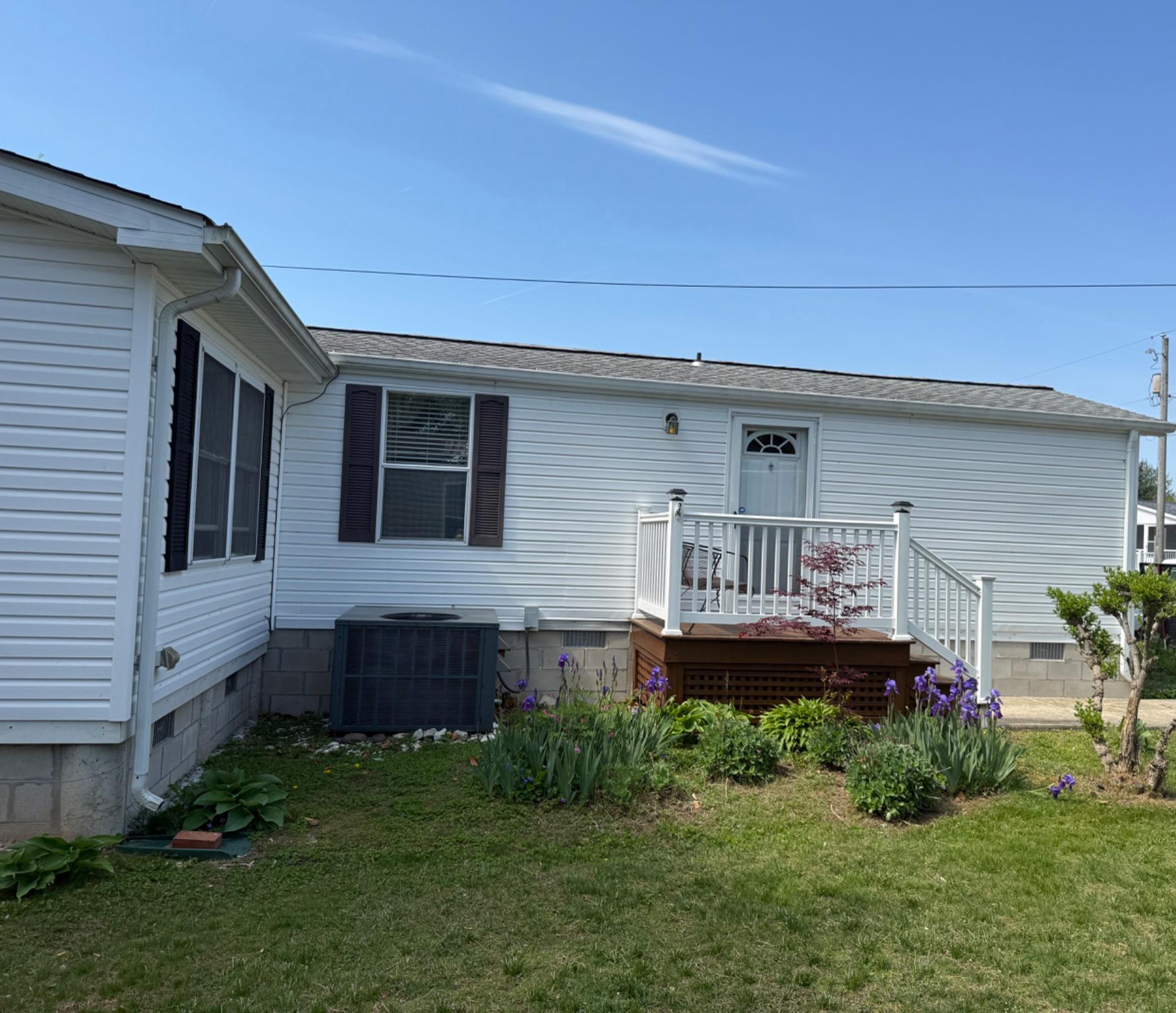 18017 HOWARD DRIVE