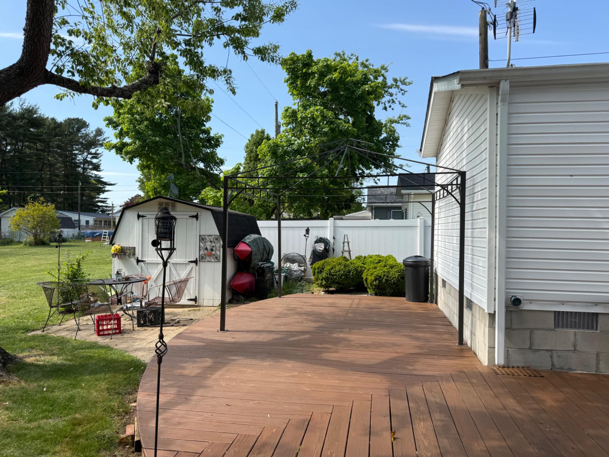 18017 HOWARD DRIVE