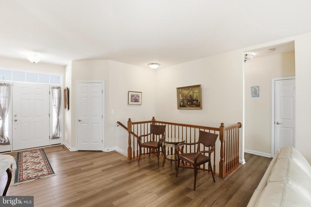 201 BEAUFORT LANE