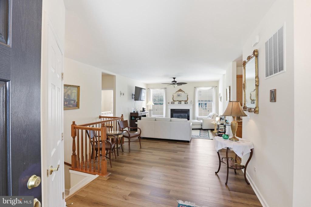 201 BEAUFORT LANE