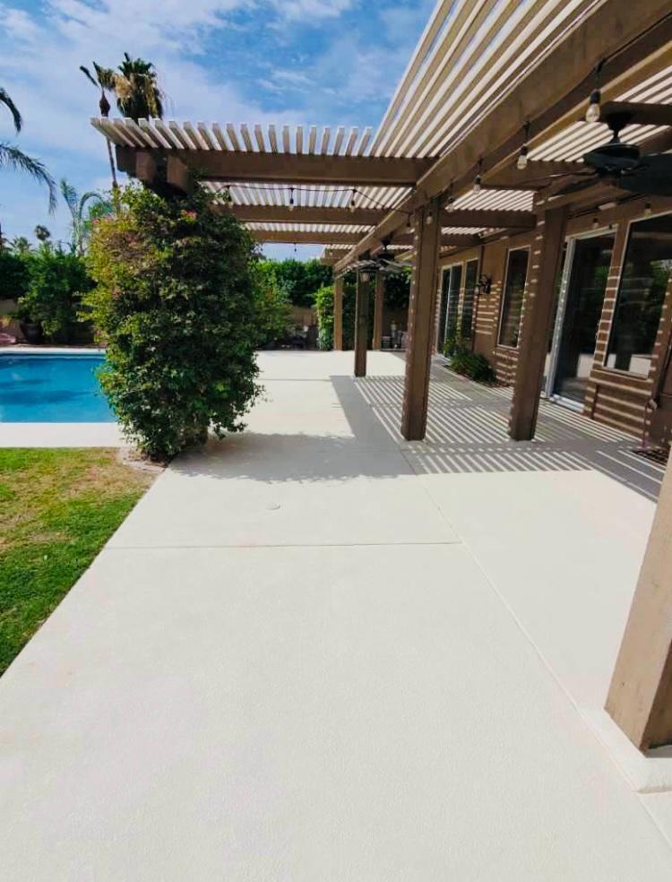 40860 Avenida Calafia