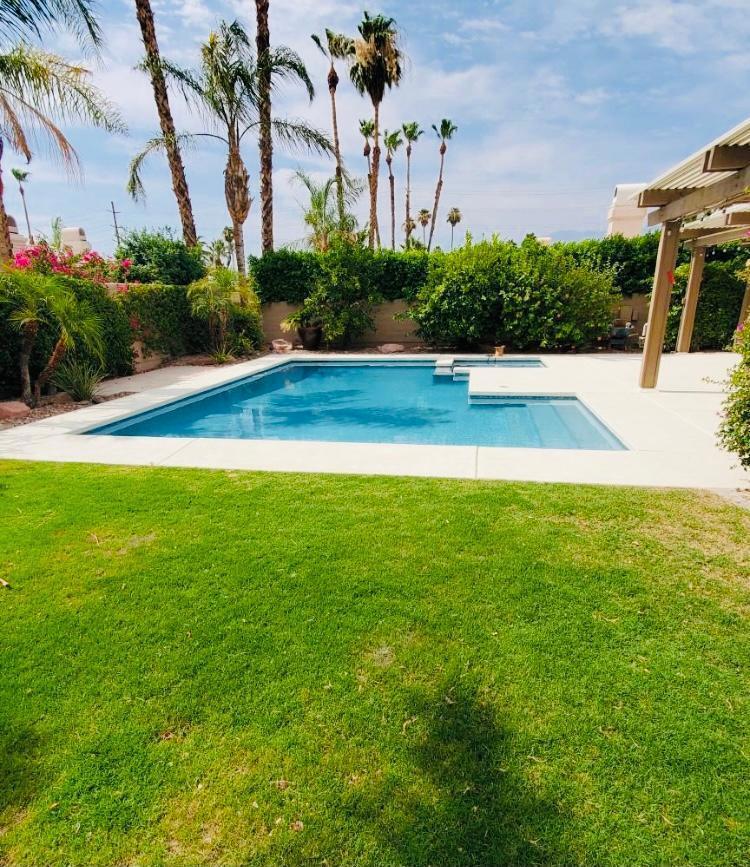 40860 Avenida Calafia