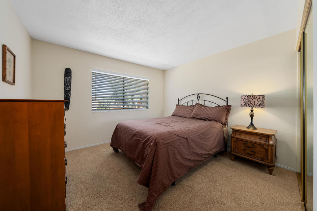 47678 Date Palm Court