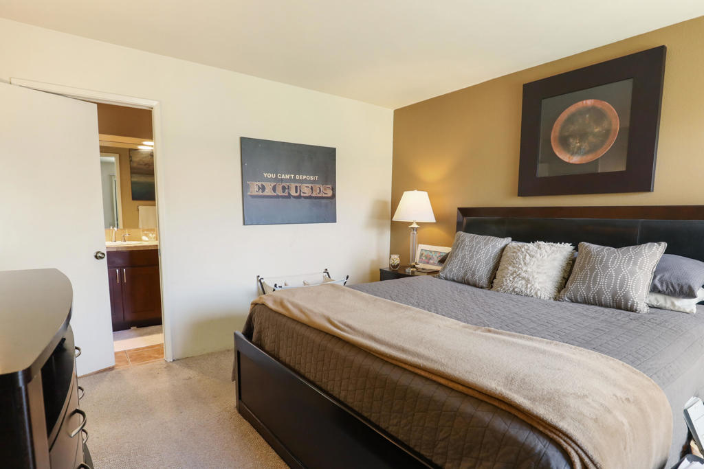 353 N Hermosa Drive 7d2