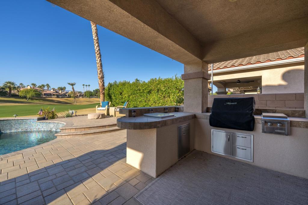 45665 Spyglass Hill Street