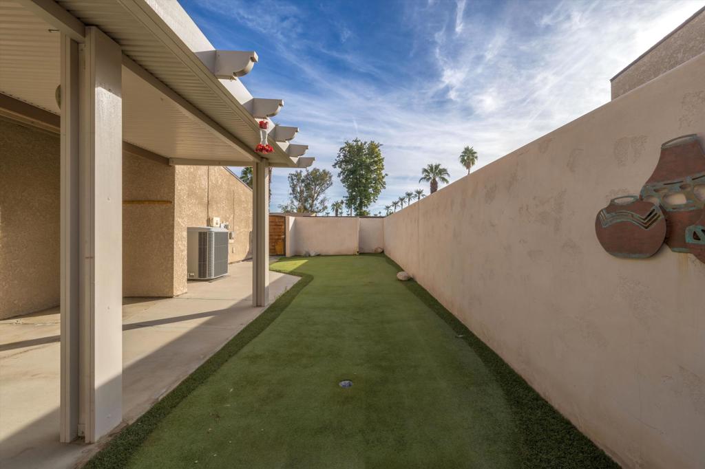 74079 Catalina Way