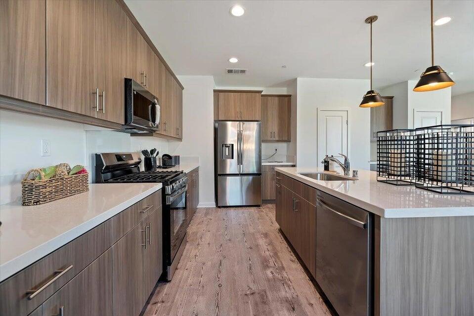 66631 Thunderbird Lane