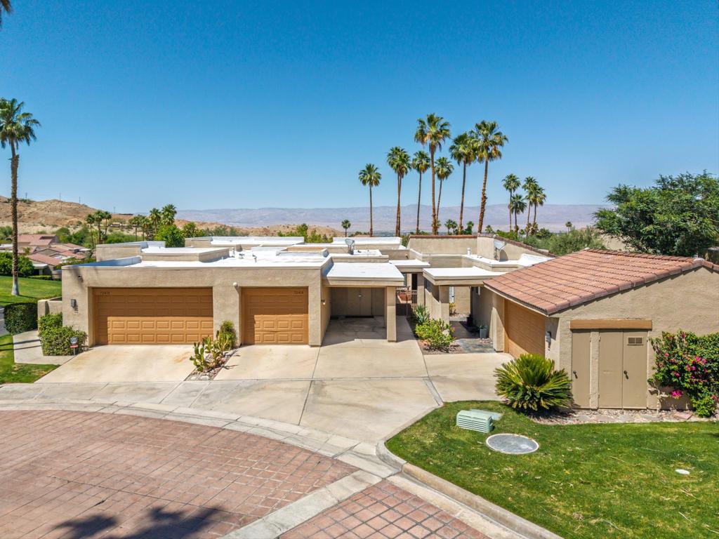 72418 Sommerset Drive