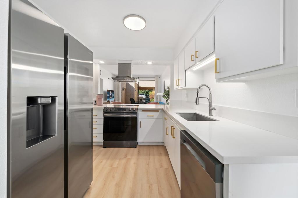73947 Saquaro Court