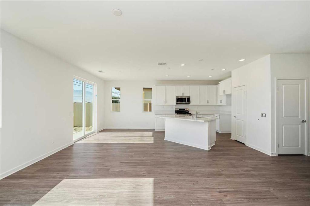 66651 Thunderbird Lane