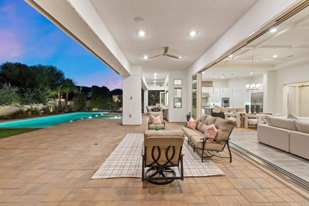 81350 Merv Griffin Way