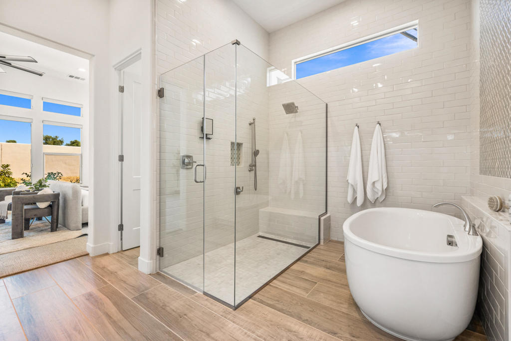 81350 Merv Griffin Way