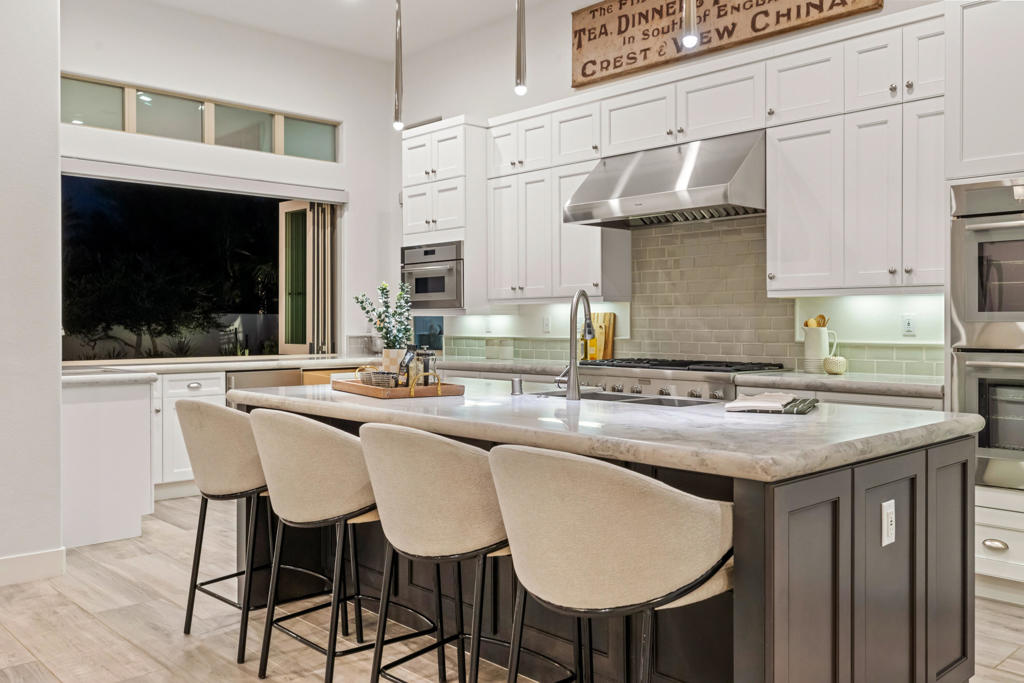 81350 Merv Griffin Way