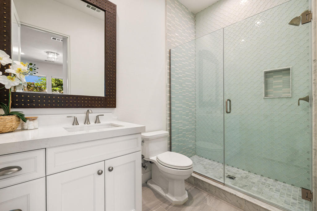 81350 Merv Griffin Way