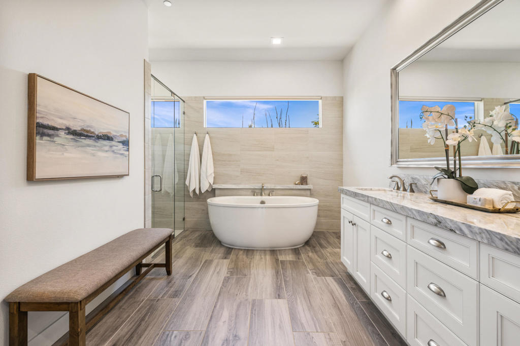 81350 Merv Griffin Way