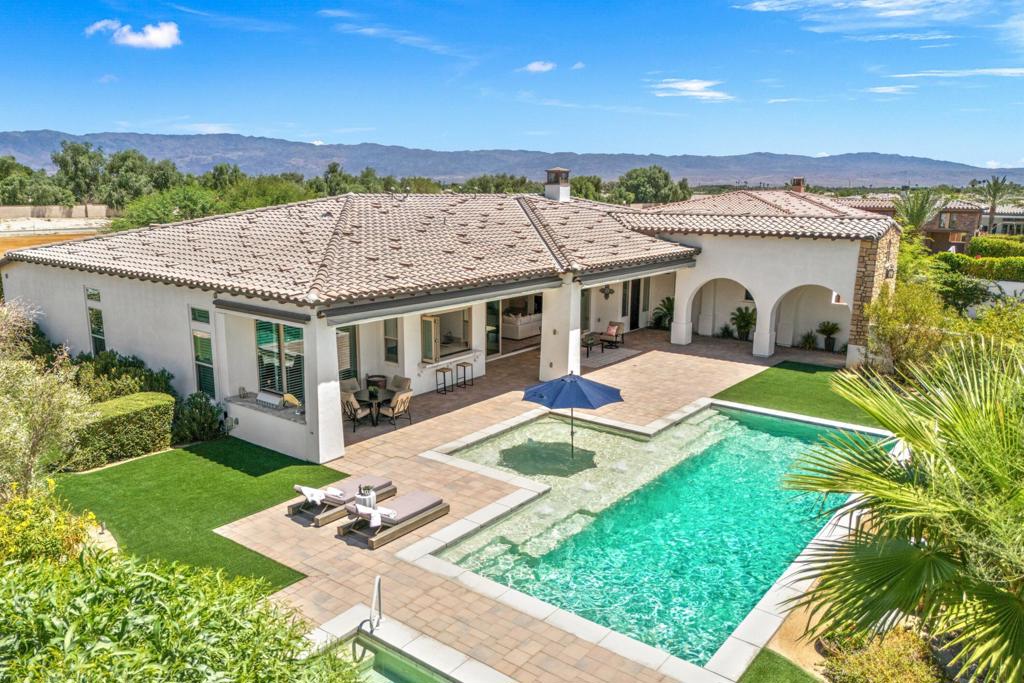 81350 Merv Griffin Way