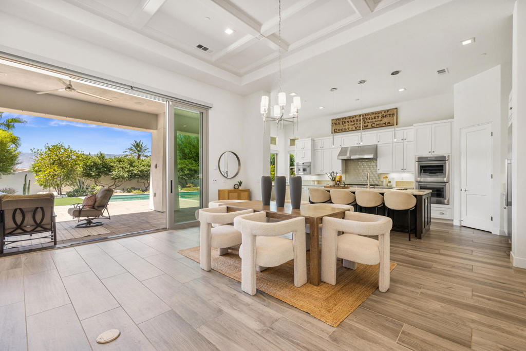 81350 Merv Griffin Way