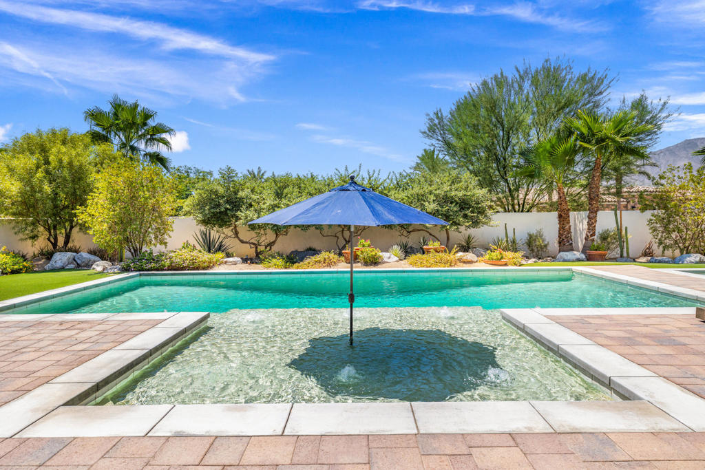 81350 Merv Griffin Way