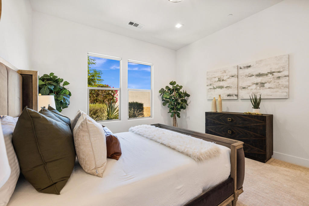 81350 Merv Griffin Way