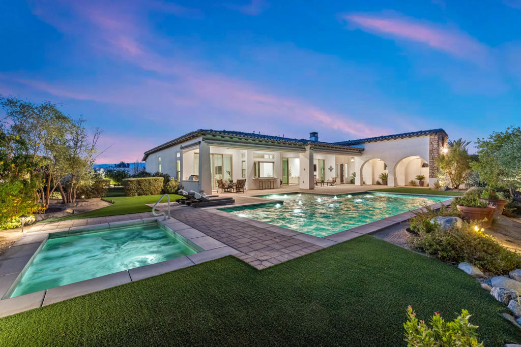 81350 Merv Griffin Way