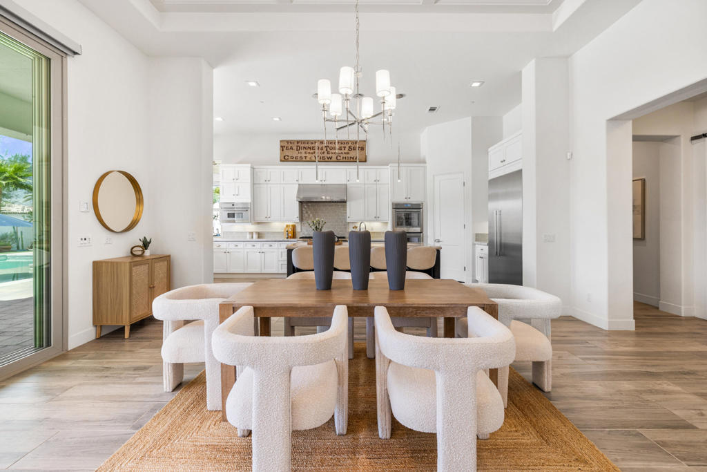 81350 Merv Griffin Way