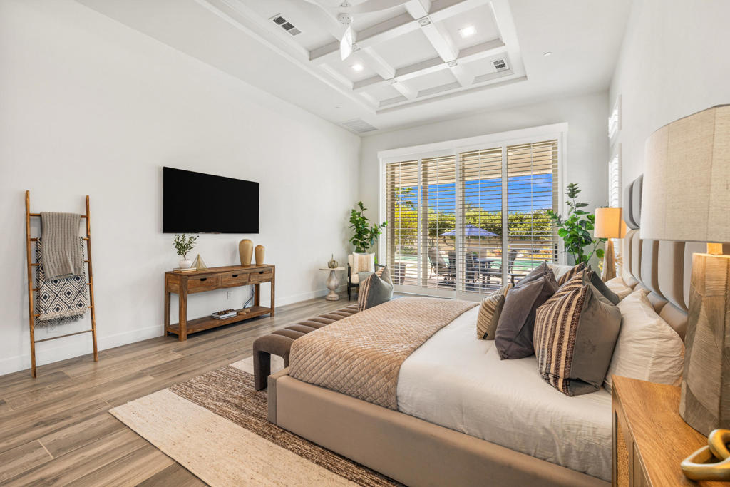 81350 Merv Griffin Way