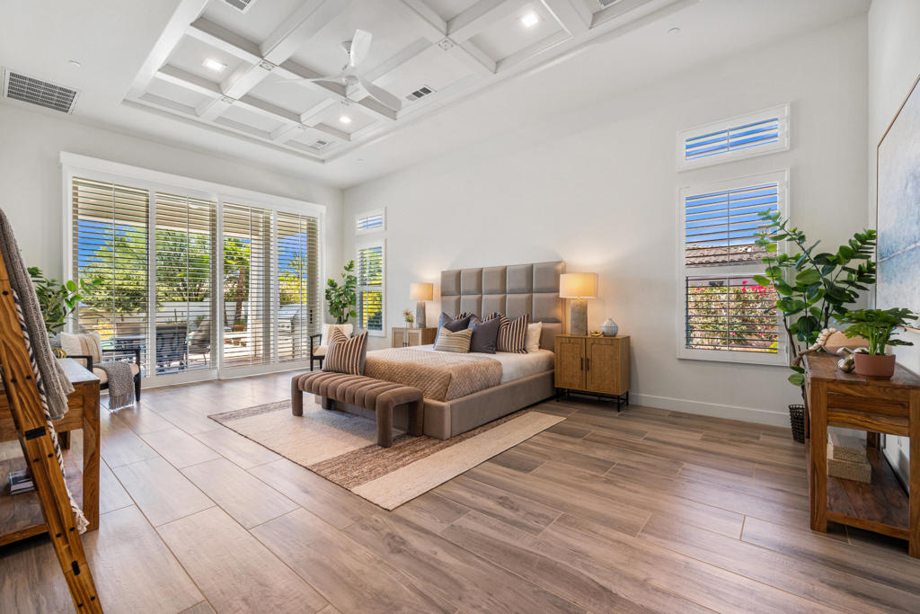 81350 Merv Griffin Way