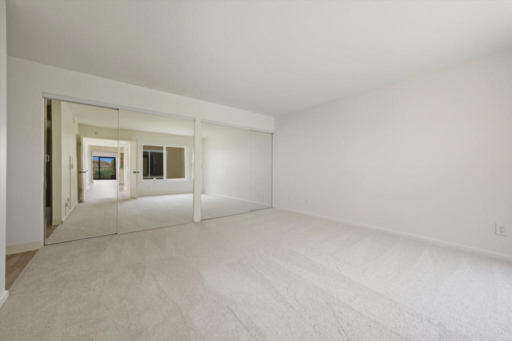 72418 Sommerset Drive