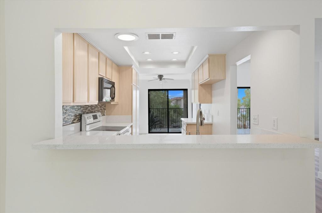 72418 Sommerset Drive