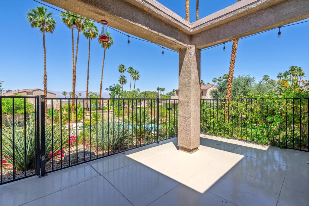72418 Sommerset Drive