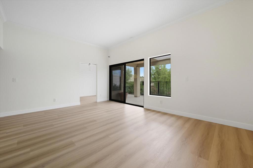 72418 Sommerset Drive