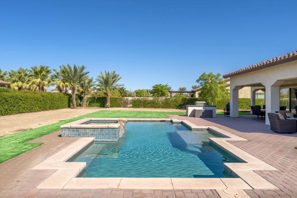 80950 Rockspur Court