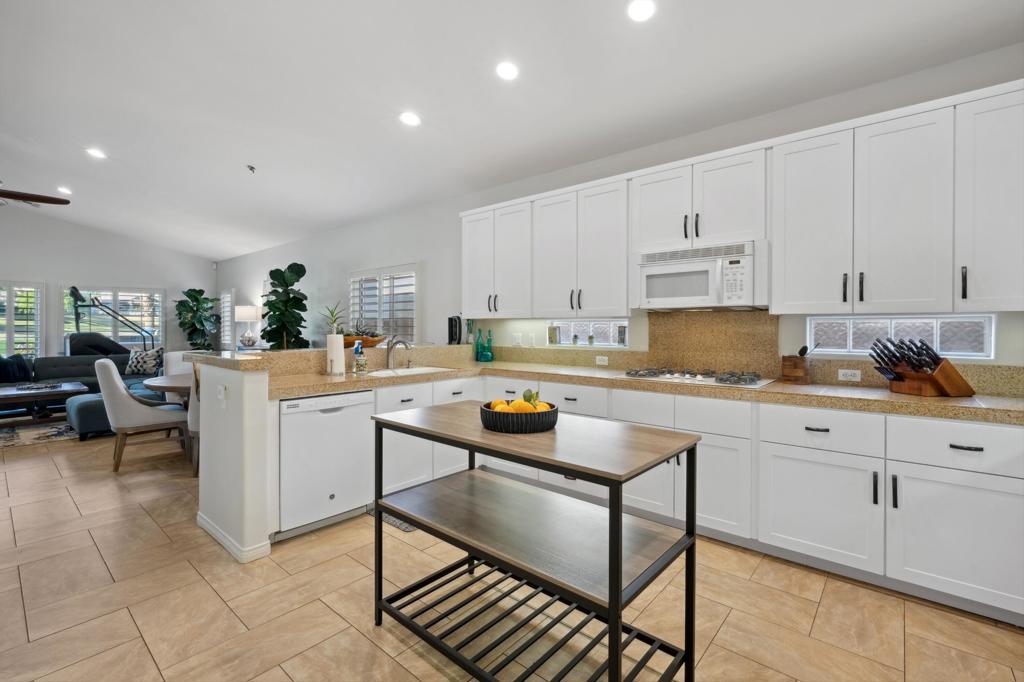 45665 Spyglass Hill Street