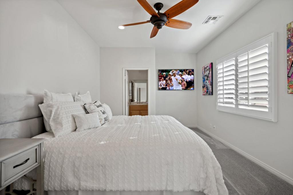 45665 Spyglass Hill Street