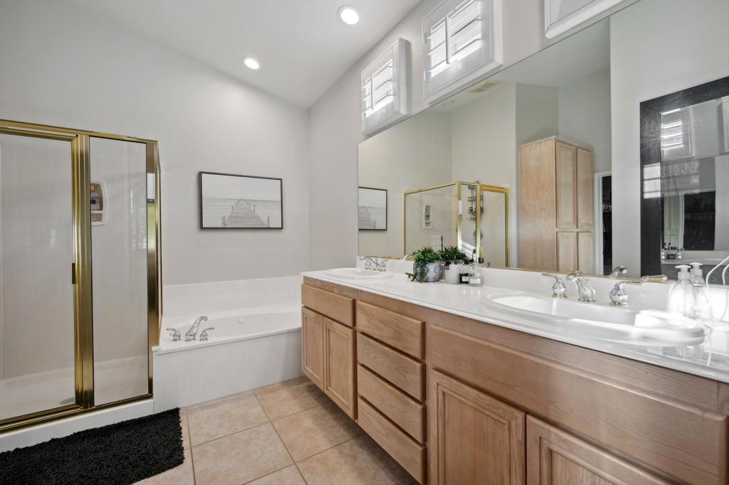 45665 Spyglass Hill Street