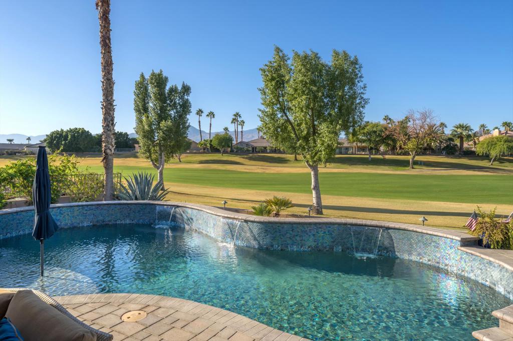 45665 Spyglass Hill Street