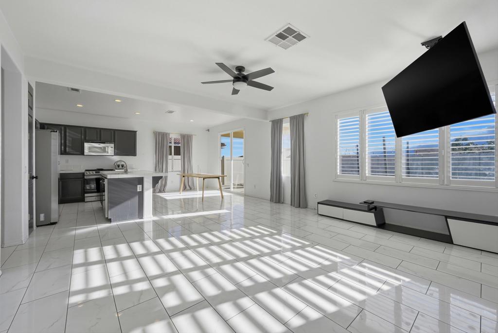 62799 N Crescent Street