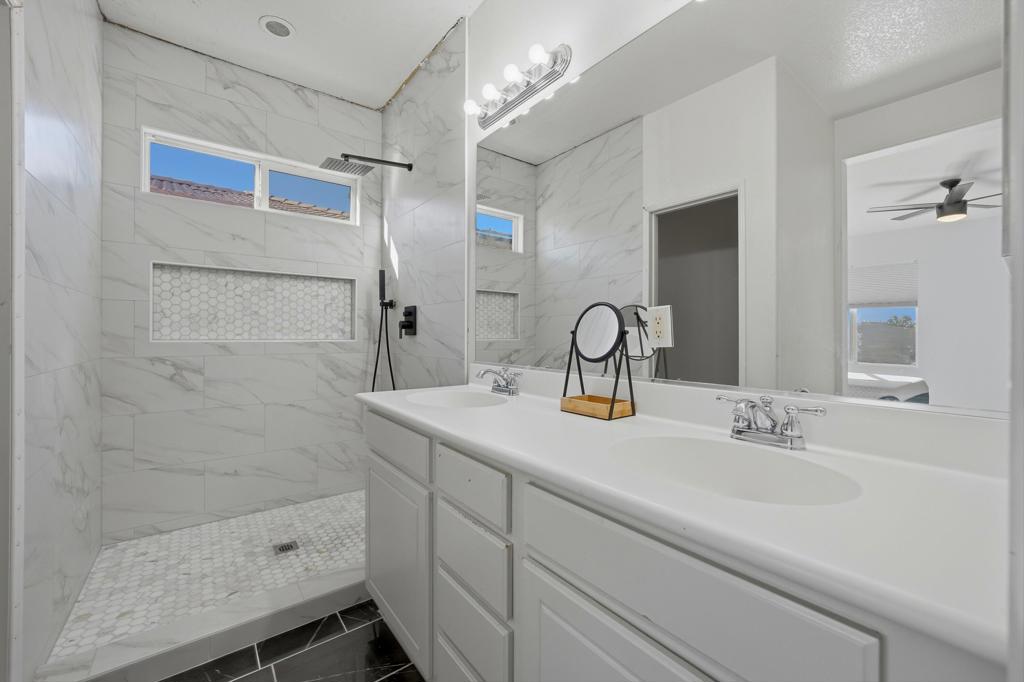 62799 N Crescent Street