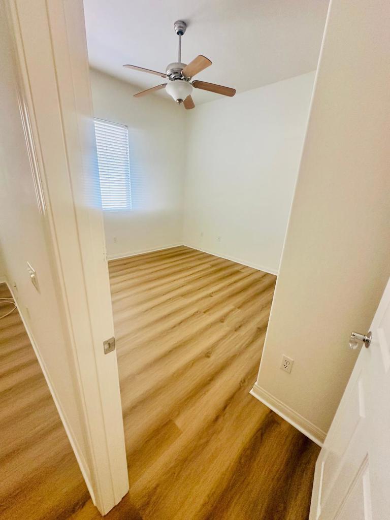 81406 Avenida Altamira