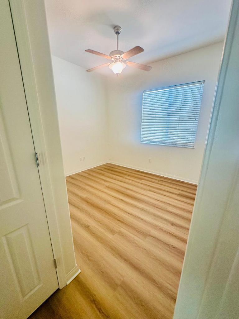 81406 Avenida Altamira