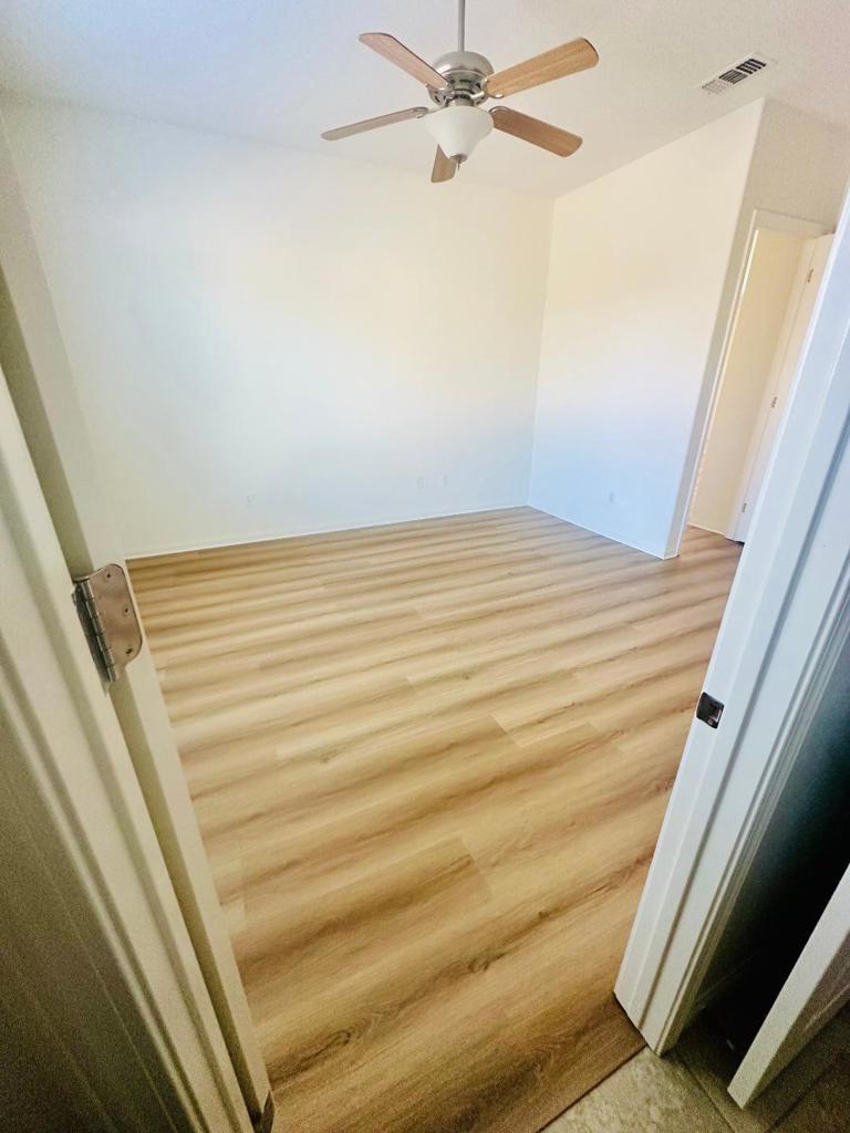 81406 Avenida Altamira