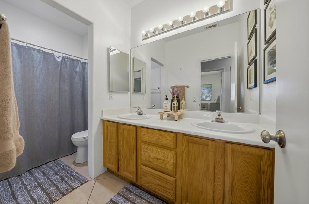 79449 Calle Vista Verde